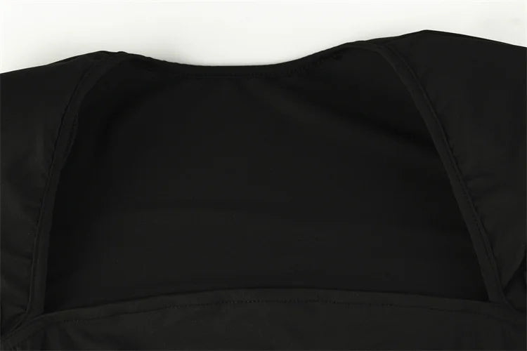 בגד גוף בעיצוב פתחים בד מחטב - Logan