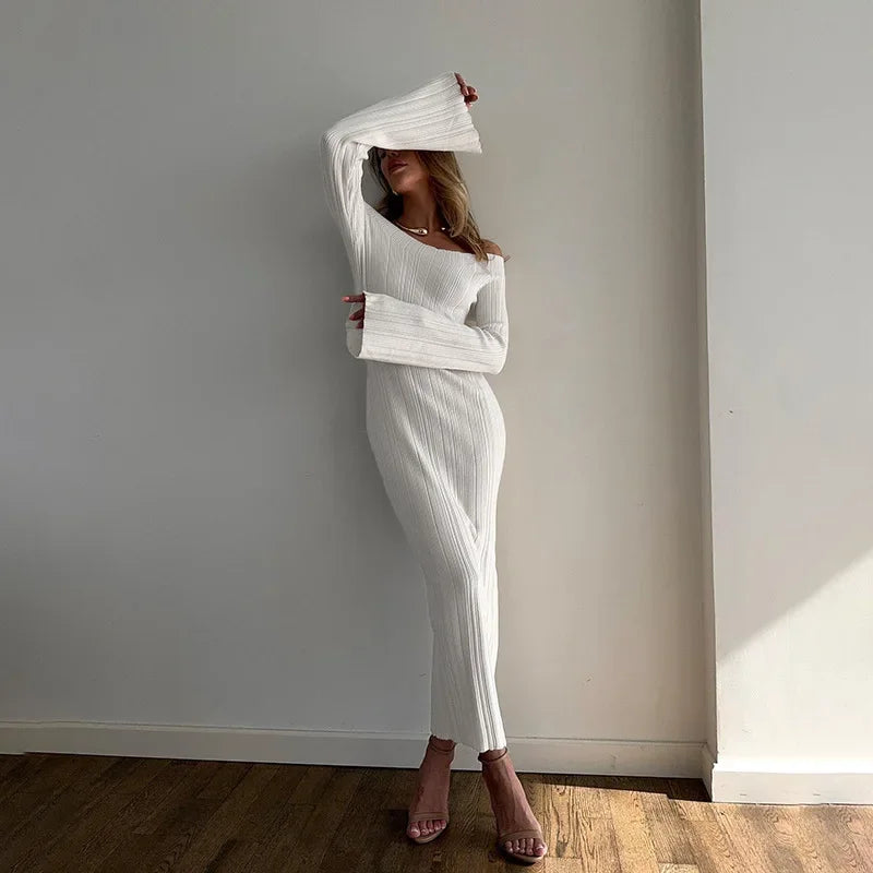 שמלת מקסי סרוגה כתפיים חשופות שרוולי פעמון - סאלין