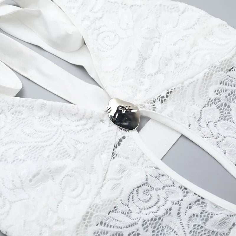 אוברול תחרה מכנסיים ארוכים בעיצוב גב פתוח בעיטור אבזמים - ברייטון