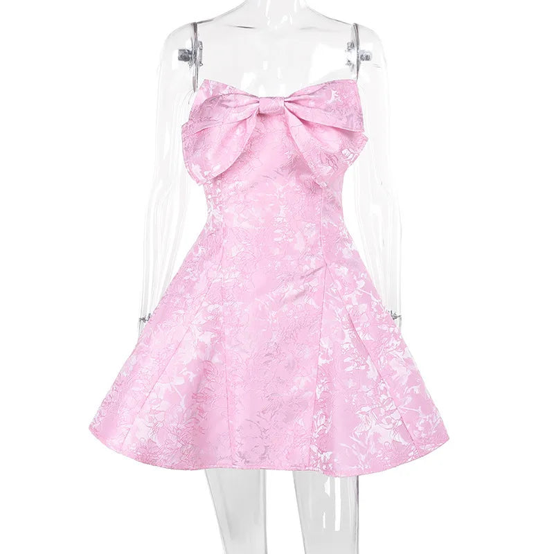 שמלת מיני סטרפלס בגזרת A בעיטור פפיון ורקמת איורי פרחים - אלינה