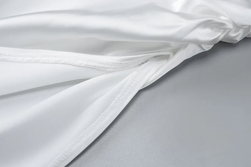 שמלת ערב מקסי סאטן בשילוב שסע בעיטור תחרה - סוואן