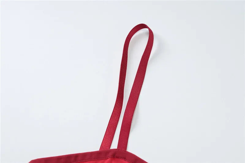 שמלת מיני צמודה בעיטור חגורה דקה - LOLI