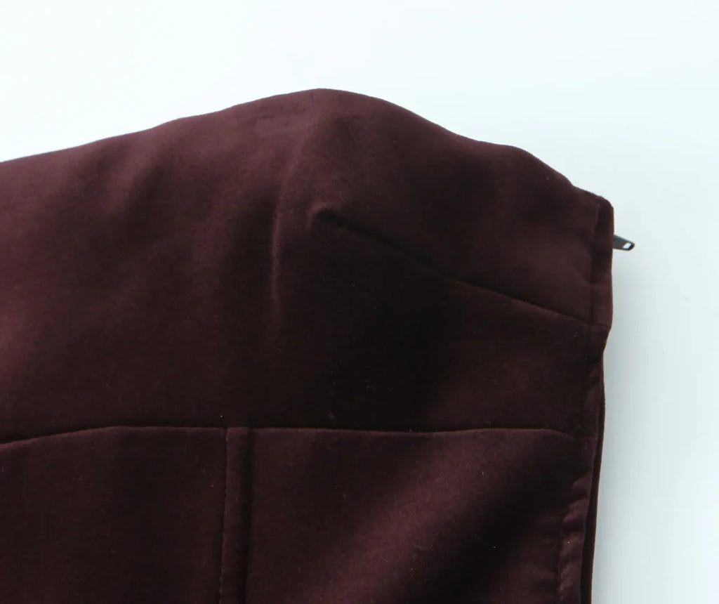 שמלת מיני סטרפלס קטיפה בעיטור פפיון בגב - ביילי