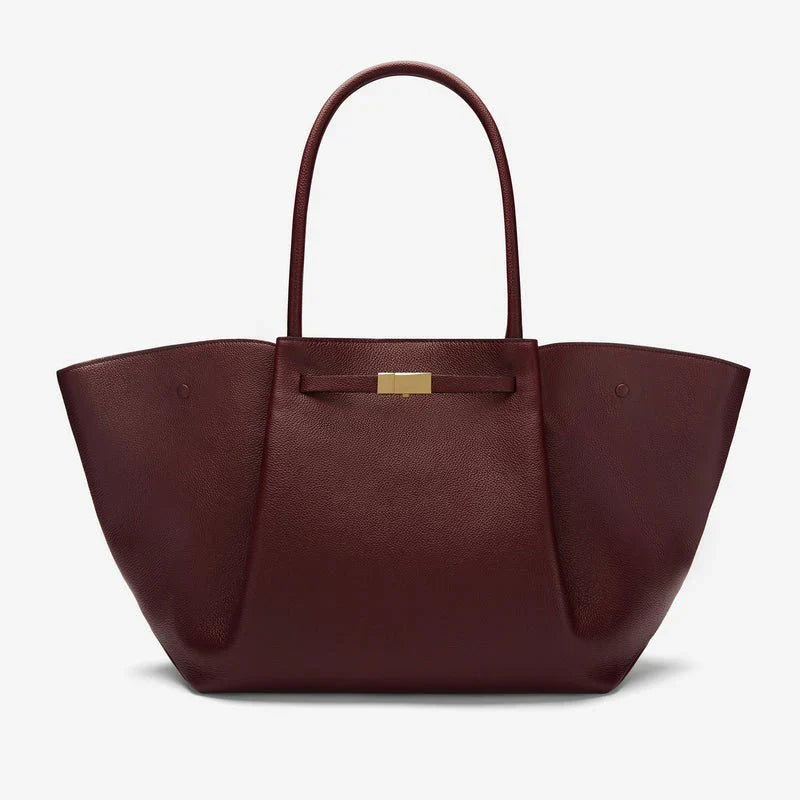 Leather / suede bag with classic design