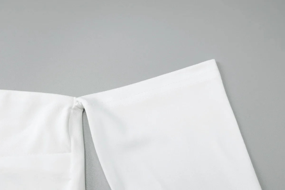 שמלת מקסי קולר בעיצוב פתחים וחישוקי זהב כתפיים חשופות - Alma