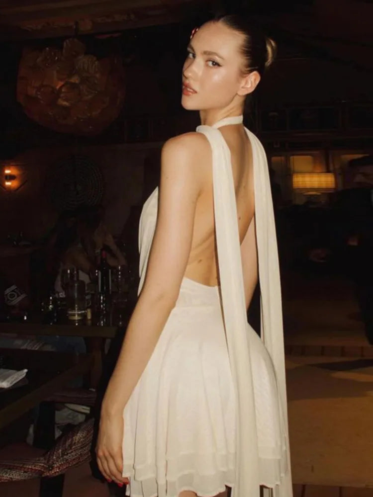 שמלת מיני שיפון מלמלה גב פתוח צווארון נופל בעיטור צעיף תואם -  Lexi