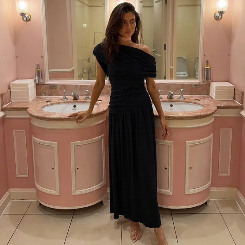 שמלת מקסי קיפולים אלגנטית כתף חשופה - מיילין