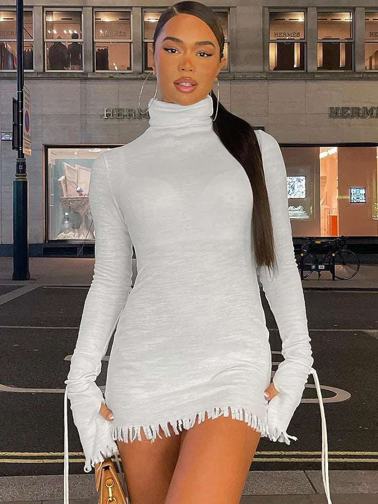 שמלת מיני צווארון גולף בעיטור חוטים וציציות - מליקה