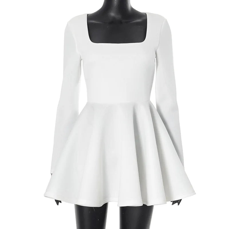 שמלת מיני סטייל בובתי בגזרת A - נגה