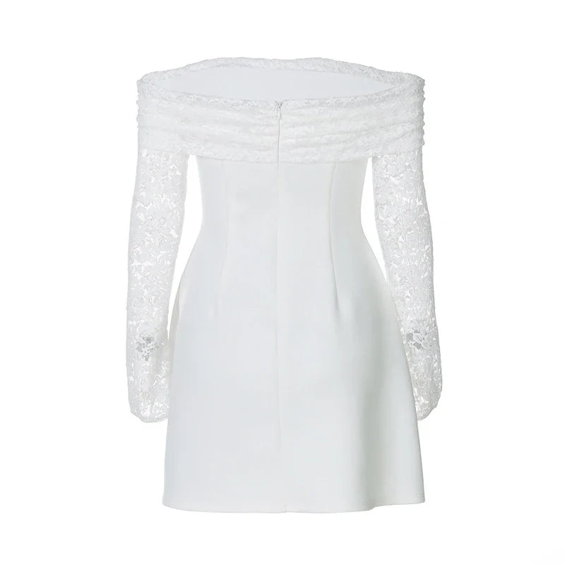 שמלת מיני סאטן כתפיים חשופות שרוולי תחרה - AMALIA