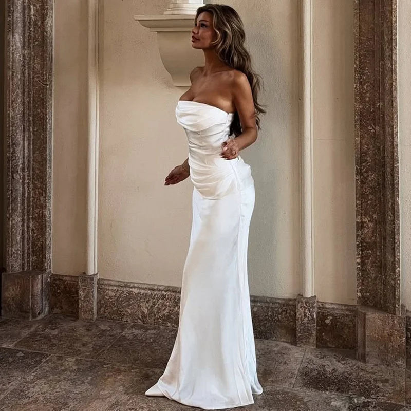 שמלת מקסי סטרפלס בעיצוב קיפולים - נסיה