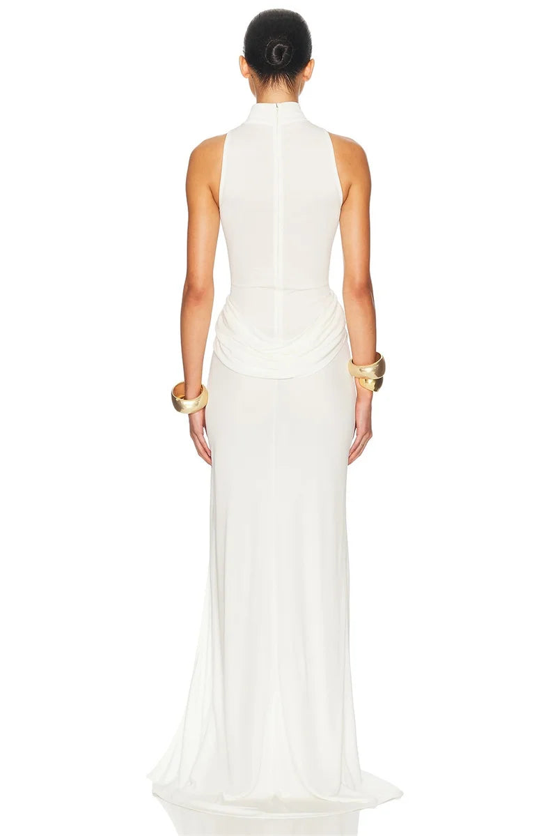 שמלת מקסי גולף נשפכת בעיצוב קפלים בעיטור שסע - אלסקה