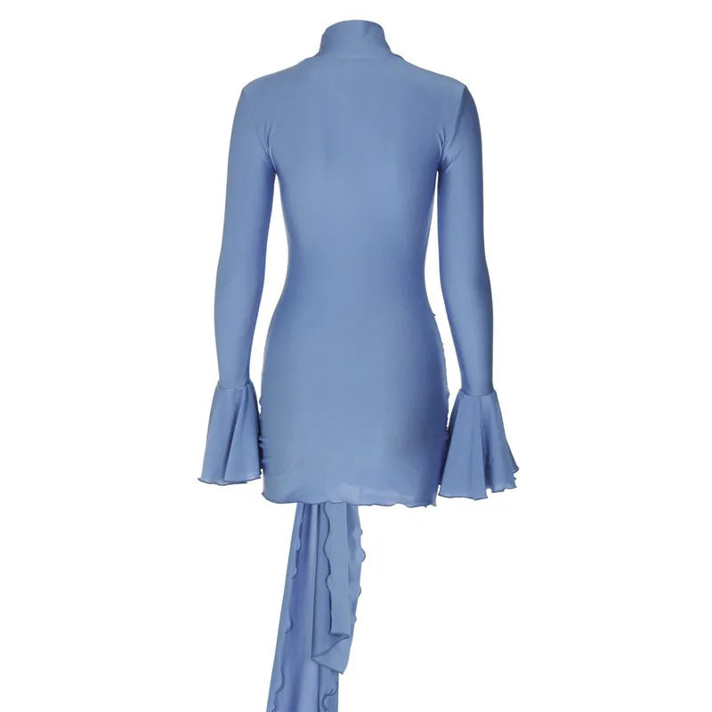 שמלת מיני צווארון גולף שרוולי פעמון בעיטור שובל - ג'נה