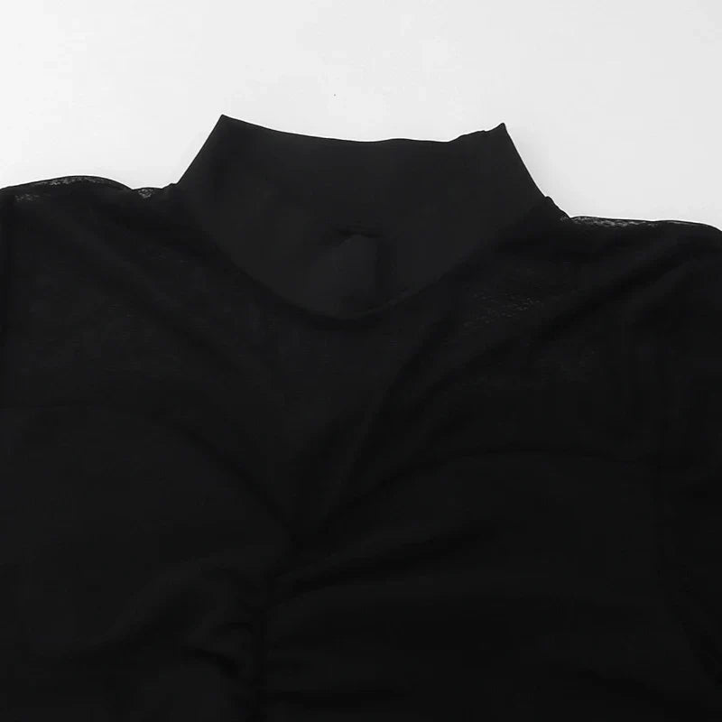 שמלת מקסי כיווצים בד מחטב ומחמיא בעיצוב רשת - Amelia