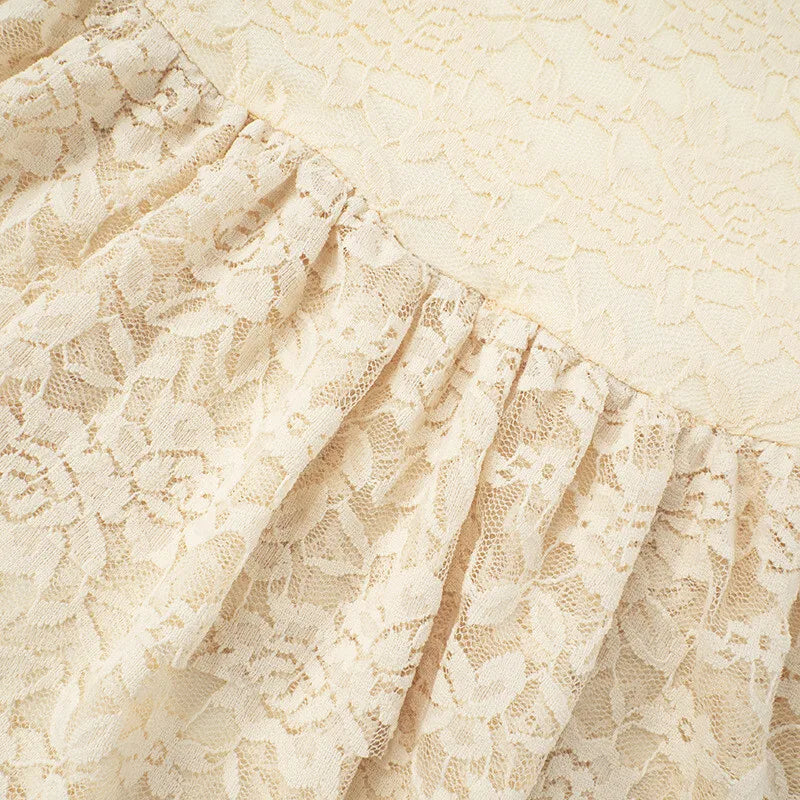 שמלת מיני סטרפלס מלמלה תחרה בעיצוב מדורג - מיה לי