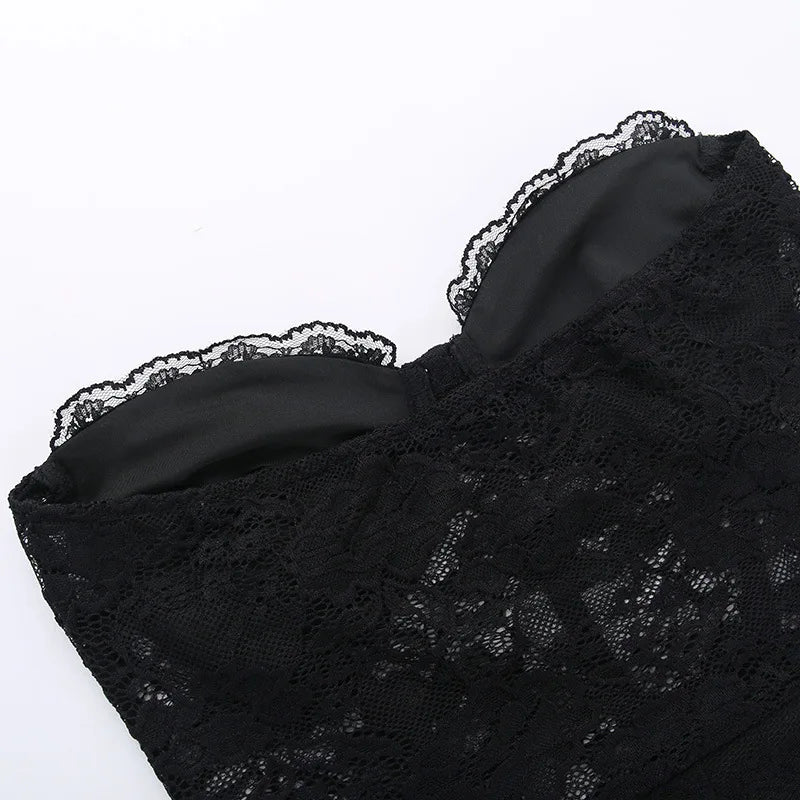 אוברול סטרפלס מכנסיים קצרים בעיטור מחוך תחרה - Alex