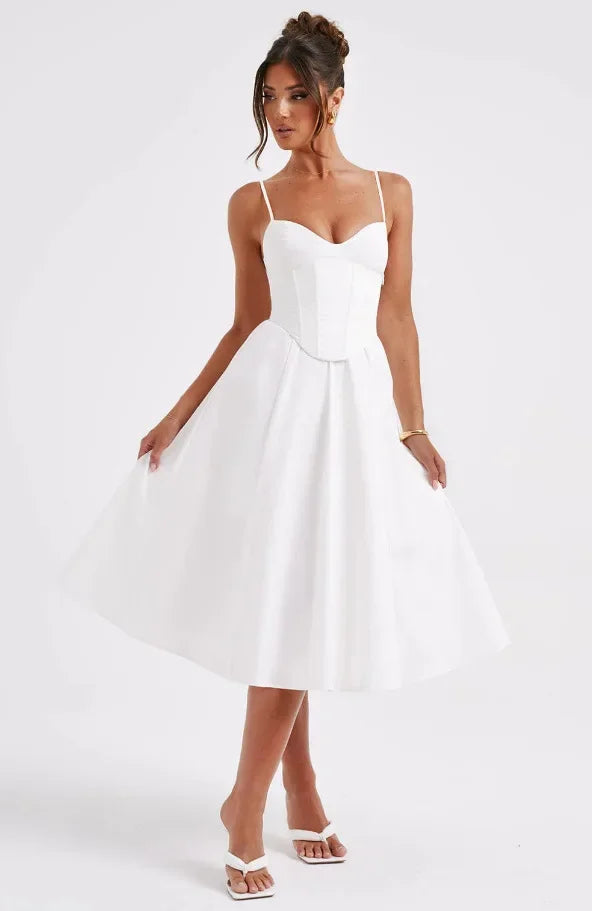 שמלת מידי בגזרת A בעיצוב קלאסי - Nataly