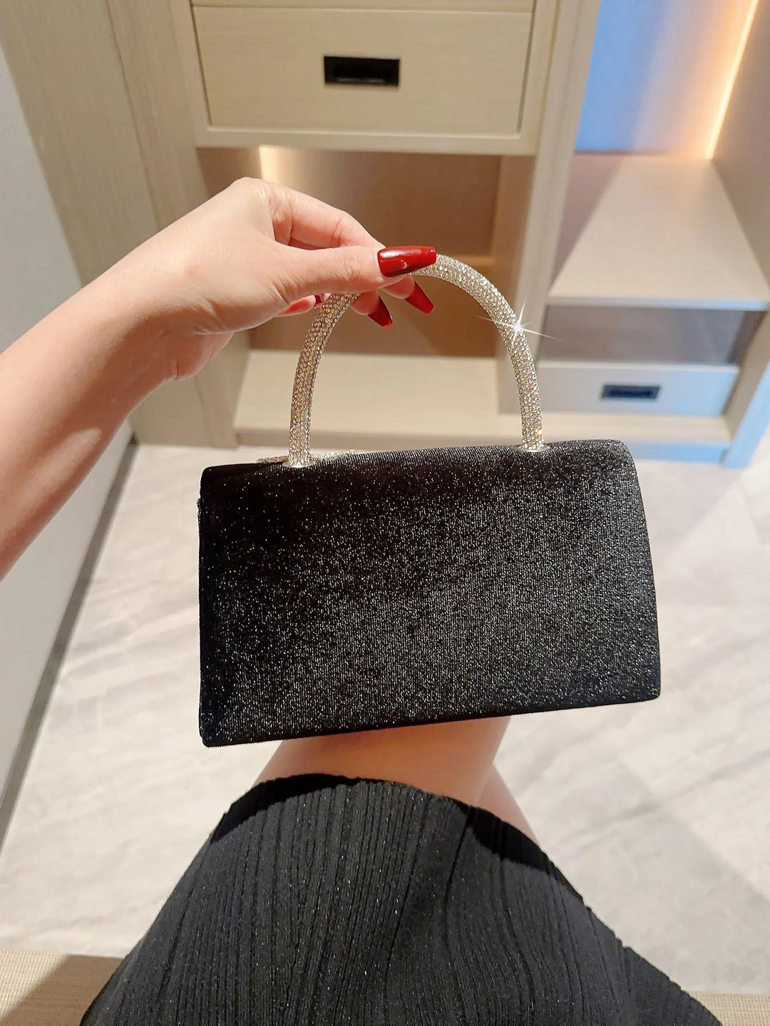 Velvet bag with diamond pattern design