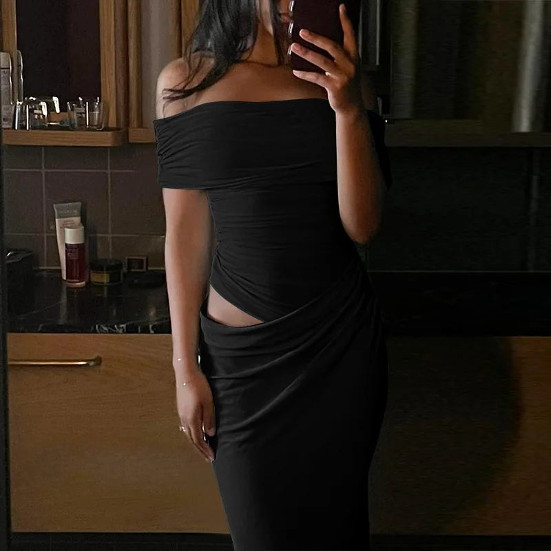 שמלת מקסי כיווצים בעיצוב רשת וכתפיים חשופות - קשת