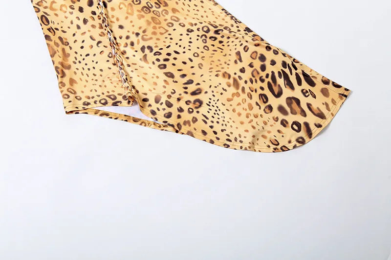 שמלת מקסי מנומרת בעיצוב אסימטרי קשירה בצוואר - רוקסי