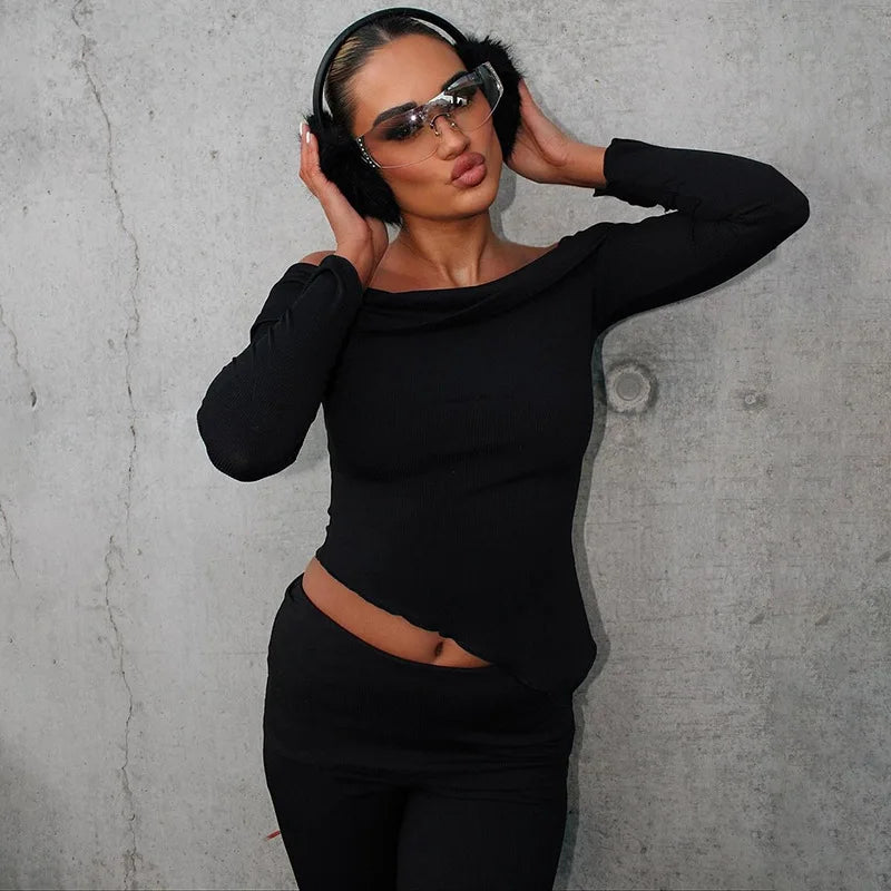 חליפת שני חלקים סרוגה חולצת כתפיים חשופות בגזרה אסימטרית ומכנסיים ארוכים - ROZIE