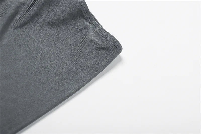 חליפת ערב שני חלקים צמודה מחטבת בד מבריק מכנס צמוד וחולצת כתף חשופה - קימברלי