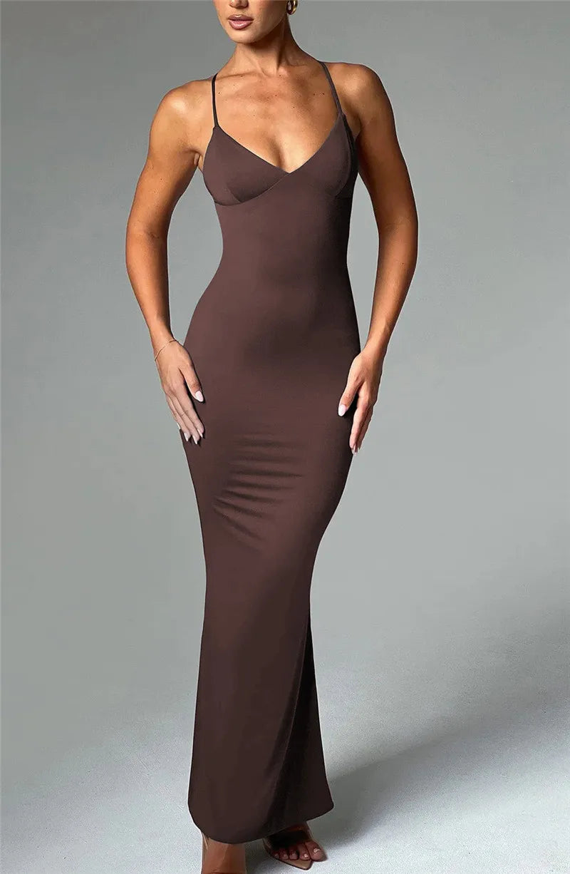 שמלת מקסי צמודה בד מחטב X בגב פתוח - לאיה