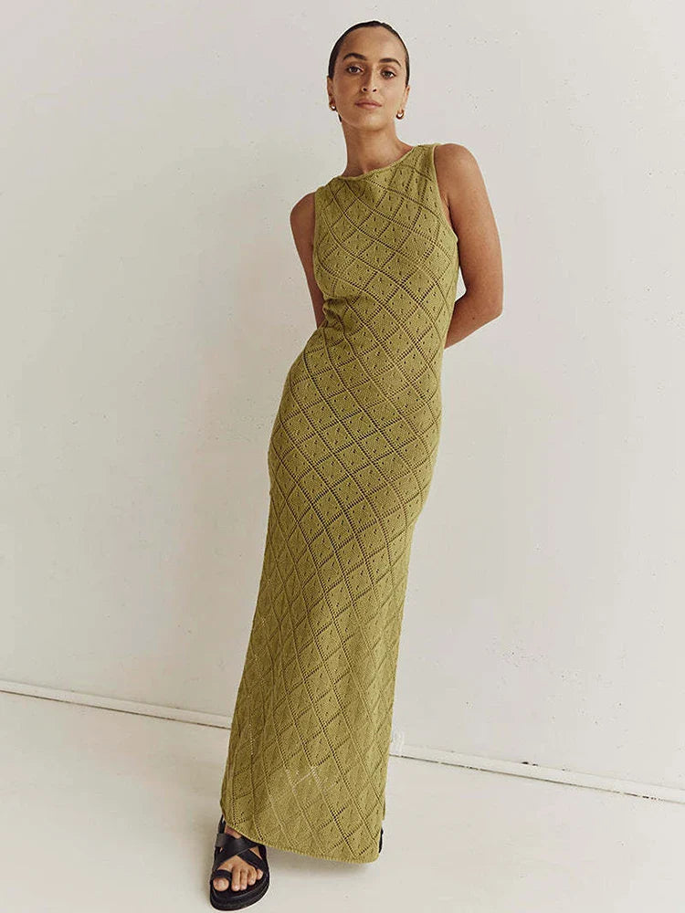 42896893771951|42896893804719|42896893837487