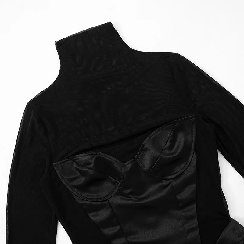 שמלת מיני סאטן צווארון גולף בעיצוב רשת מחוך ופתחים -  DIANA