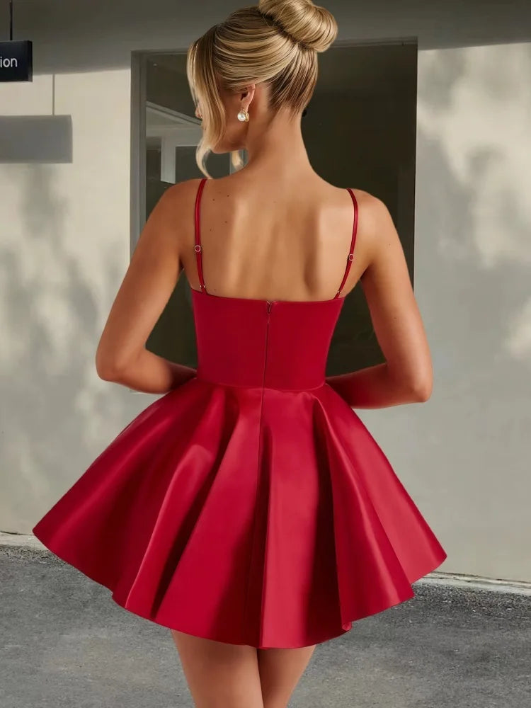 שמלת מיני סאטן בגזרת A - Tiffany