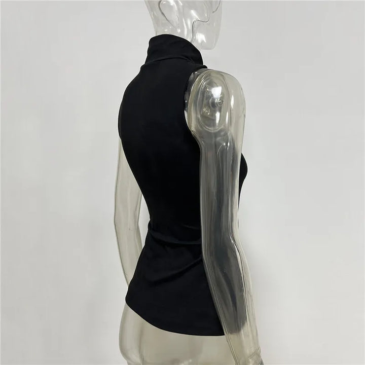Golf design tank top with buckle decoration - Moya 