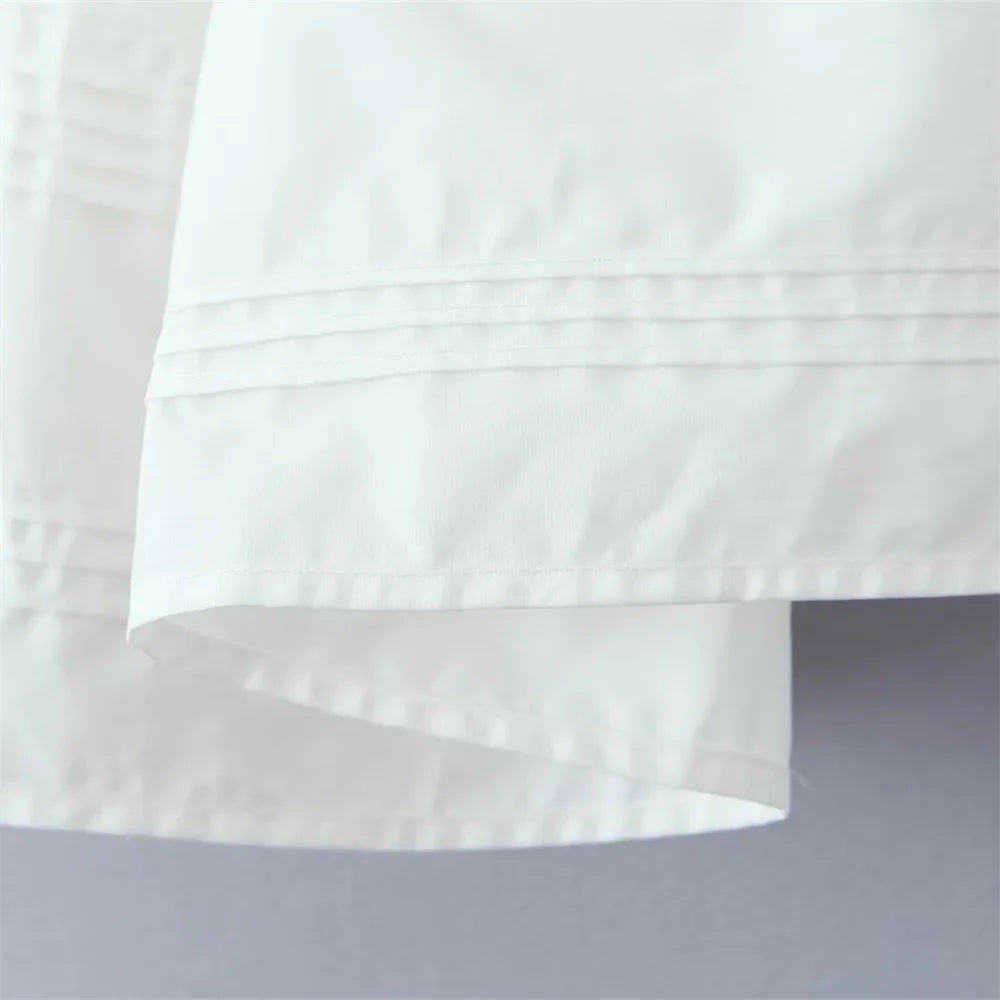 שמלת מיני קיצית פרחונית / לבנה בגזרת A בעיצוב כפרי וינטג' - סופיה