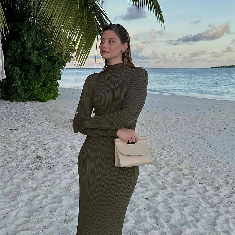 שמלת מקסי בד קרפ - נוי