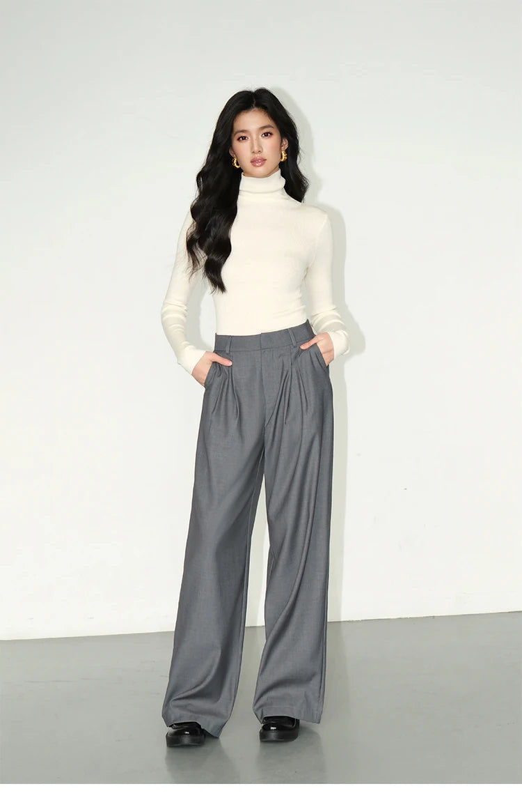 High-waisted tailored pants in a LOOSE design