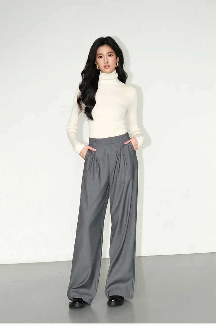 High-waisted tailored pants in a LOOSE design