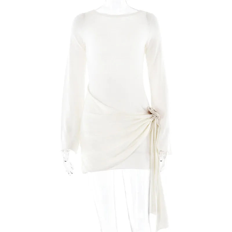 שמלת מיני סרוגה בעיצוב פרח ושובל גב פתוח - מאליה