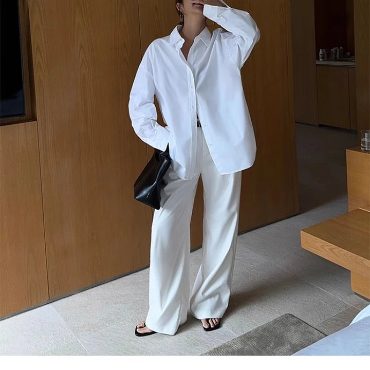 High-waisted tailored pants in a LOOSE design