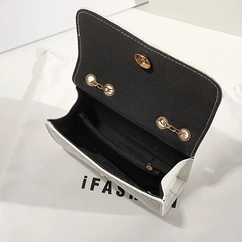 Faux leather bag with luxury design