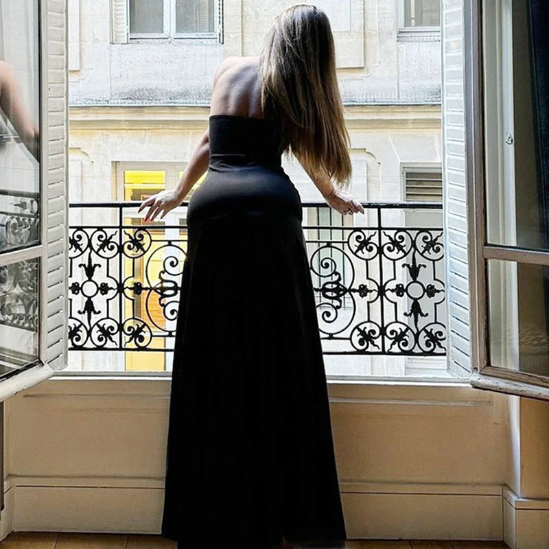 שמלת מקסי סטרפלס בעיצוב סאטן - מרינה