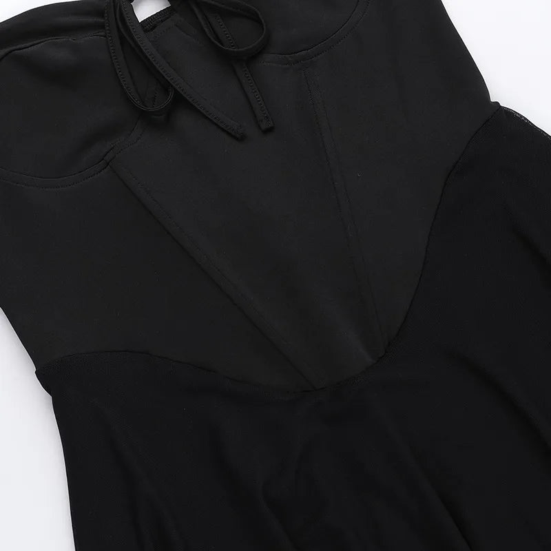 שמלת מיני סטרפלס בעיטור קשירה בחזה - Ainara