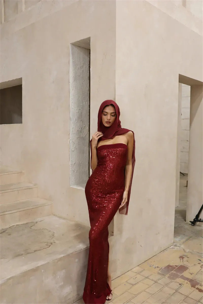 שמלת מקסי סטרפלס בעיצוב פאייטים - WIN D