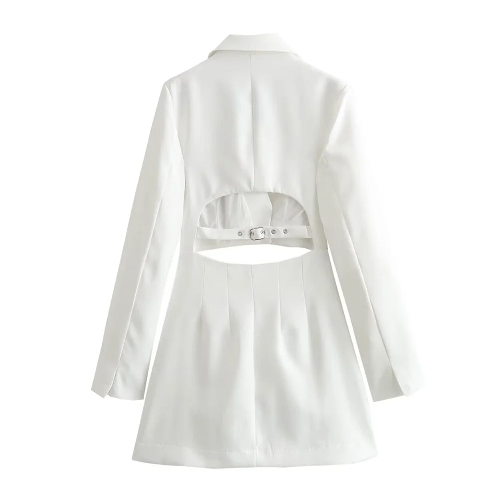 שמלת מיני מחויטת בעיצוב פתחים וחגורה בגב - דבי