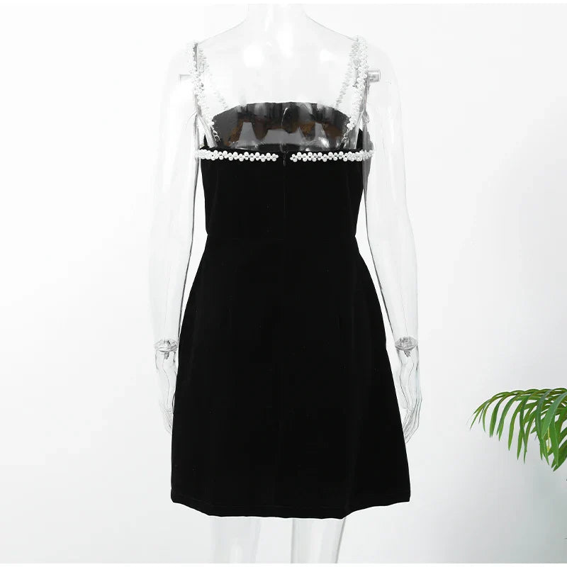 שמלת מיני קטיפה בעיטור פנינים - Vera