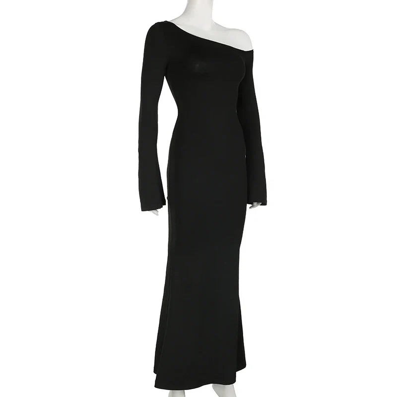 שמלת מקסי בעיצוב כתף חשופה - סאפ