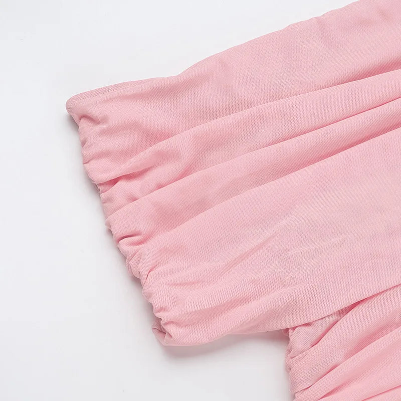 שמלת מקסי כיווצים בעיצוב רשת וכתפיים חשופות - קשת