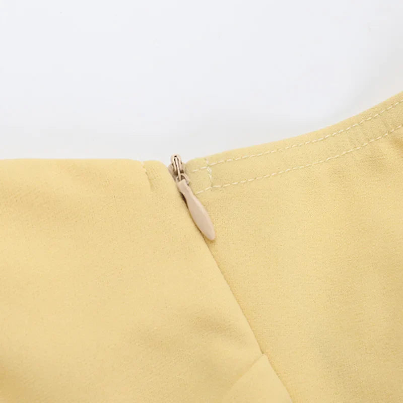 שמלת מידי סטרפלס בגזרת A - סול