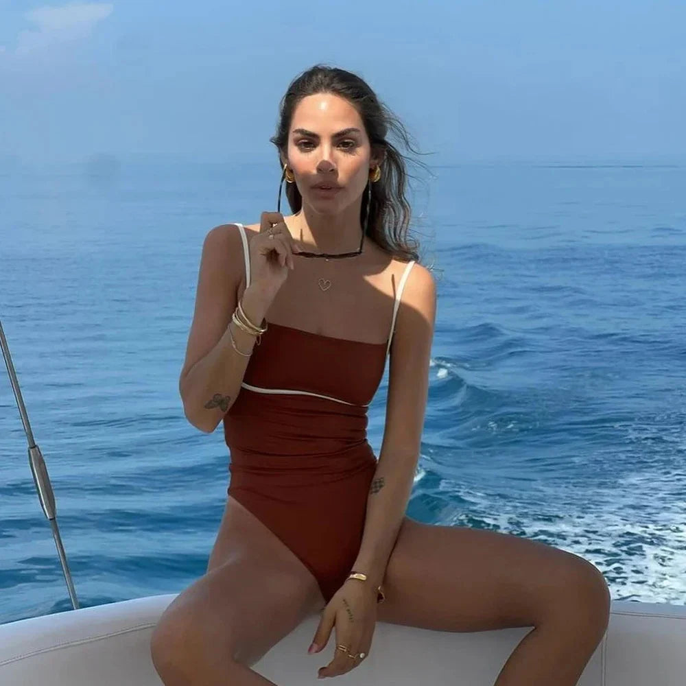 בגד ים שלם גזרה גבוהה גב פתוח - רונה