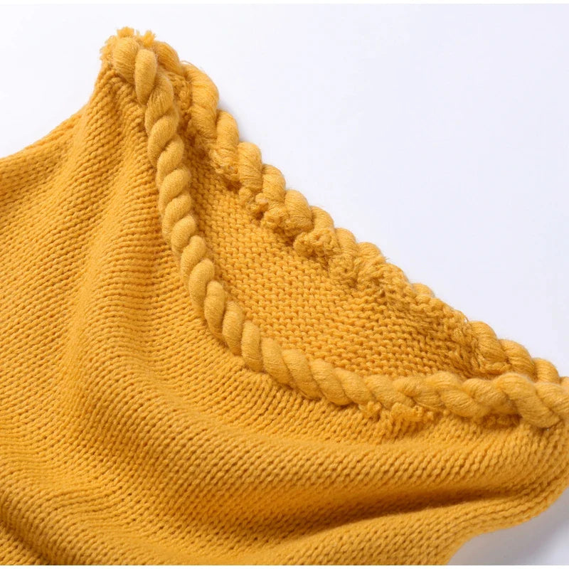 סט חוף סרוג שני חלקים בעיטור צדפות ופנינים טופ וחצאית מקסי / מיני - Adrianna