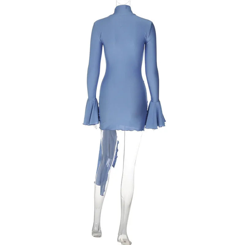 שמלת מיני צווארון גולף שרוולי פעמון בעיטור שובל - ג'נה