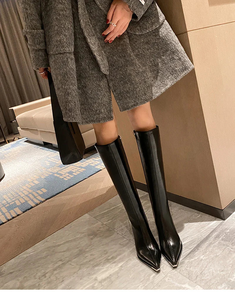 מגפי עקב דמוי עור גבוהים - סאלי